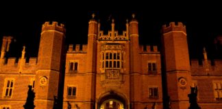 Autunno a Londra, eventi e tour per Halloween alla London Tower e Hampton Court