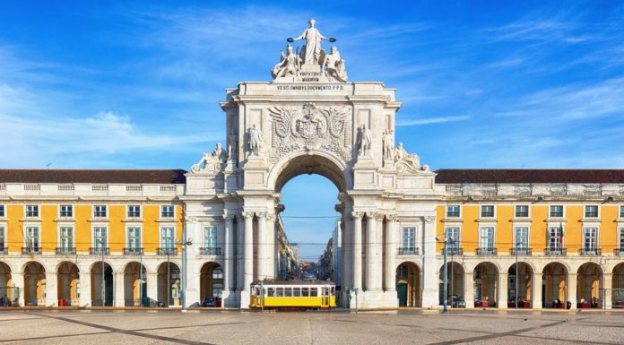 Scalo a Lisbona per una notte: dove dormire, cosa mangiare e vedere