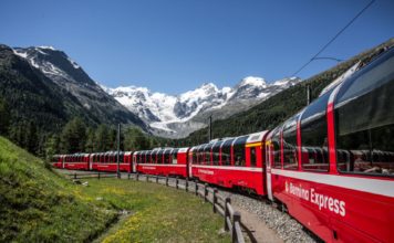 I celeberrimi treni svizzeri dell'alta montagna e... Saint Moritz in pullman