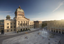 Beautiful Western European cultural architecture: Tourism in Bern
